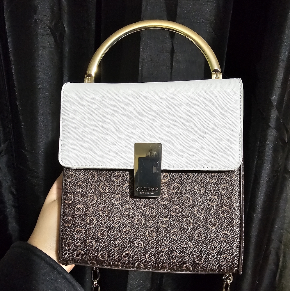 Guess purse